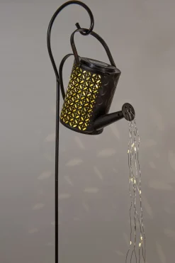 Intratuin Anna's Collection solar Gartenstecker Gießkanne schwarz 23,5 x 10 x 84 cm| Gartenstecker