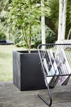 Intratuin Capi Europe Pflanzkübel Urban Smooth schwarz 40 x 40 x 40 cm| Blumentöpfe|Blumentöpfe & Pflanzgefäße