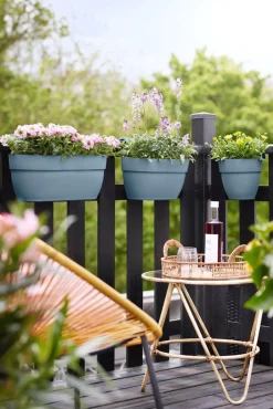 Intratuin Elho Balkonkasten Vibia Easyhanger blau 20,5 x 24,1 x 26,5 cm| Blumenampeln & Hängetöpfe|Blumentöpfe & Pflanzgefäße