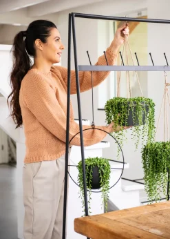 Intratuin Everydays by Hängetopf Dexter schwarz 35 x 14 x 65 cm| Blumenampeln & Hängetöpfe|Blumentöpfe & Pflanzgefäße