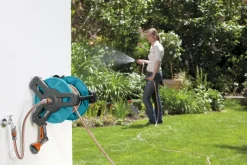 Intratuin Gardena Classic Wand-Schlauchtrommel 50 Komplett-Set| Gießen & Bewässerung|Gartenschläuche