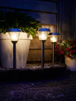 Intratuin Luxform Lighting Solar Stehlampe outdoor Mizar RVS 18,1 x 18,1 x 45,8 cm| Solar Gartenleuchten|Gartenlaternen & -Stehleuchten